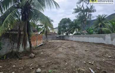 Imagem: O terreno possui 549m² de Área e está localizado em Engenho