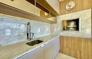 Imagem 13: Apartamento 3 dormitórios mobiliado e decorado alto padrão no Centro...