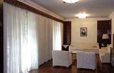 Imagem: O apartamento possui 4 Dormitórios, 5 Banheiros, 2 Vagas na