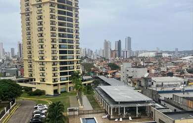 Imagem: O apartamento possui 3 Dormitórios, 4 Banheiros, 2 Vagas na