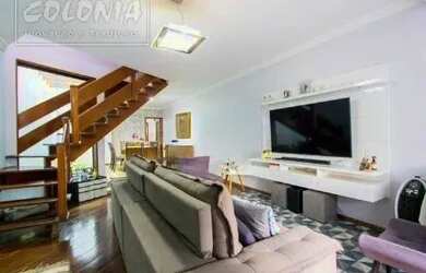 Imagem: A casa possui 3 Dormitórios, 5 Banheiros, 5 Vagas na garagem