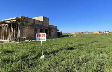 Imagem: O terreno possui 336m² de Área e está localizado em Santo