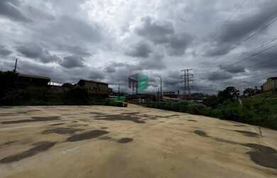 Imagem: O terreno possui 3.528m² de Área e está localizado em Distrito