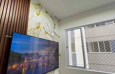 Imagem: O apartamento possui 2 Dormitórios, 1 Banheiro, 1 Vaga na garagem