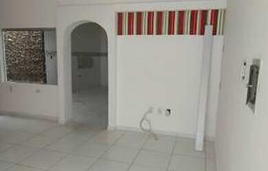 Imagem: A casa possui 3 Dormitórios, 4 Banheiros, 2 Vagas na garagem