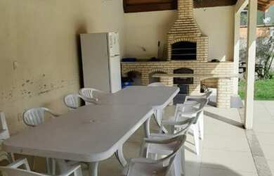 Imagem 2: Angra Condomínio Praia Privativa. Na casa Piscina Sauna Area Gourmet...