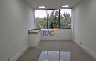 Imagem: O depósito possui 1 Vaga na garagem, 23m² de Área e está