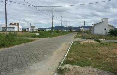 Imagem: O terreno possui 389m² de Área e está localizado em Santo