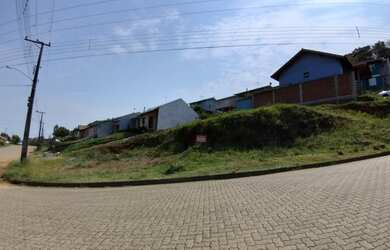 Imagem: O terreno possui 475m² de Área e está localizado em Nova