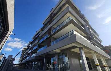 Imagem: O apartamento possui 3 Dormitórios, 4 Banheiros, 2 Vagas na