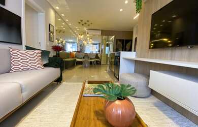 Imagem: O apartamento possui 3 Dormitórios, 3 Banheiros, 2 Vagas na