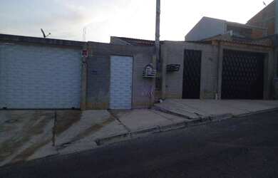 Imagem 2: Casa com 3 dormitórios à venda por R$ 450.000,00 - Gralha Azul - Fazenda...