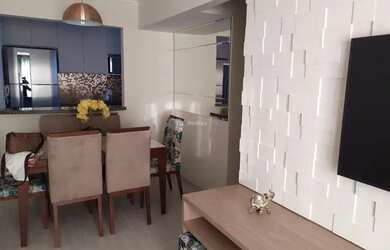 Imagem: O apartamento possui 2 Dormitórios, 1 Banheiro, 1 Vaga na garagem