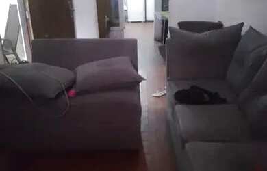 Imagem: A casa possui 2 Dormitórios, 1 Banheiro, 1 Vaga na garagem