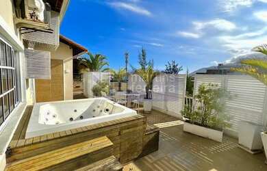 Imagem: O apartamento na cobertura possui 3 Dormitórios, 3 Banheiros