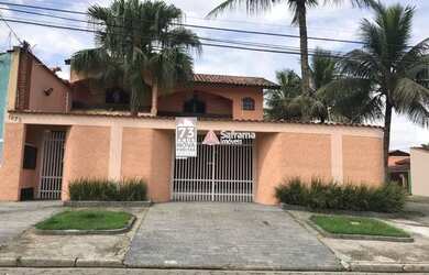 Imagem: A casa para alugar possui 2 Dormitórios, 2 Banheiros, 3 Vagas