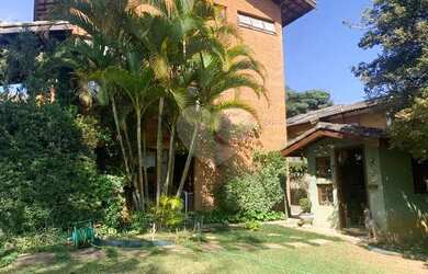 Imagem: Lindo Sobrado em Condomínio Fechado para Compra na Granja Viana