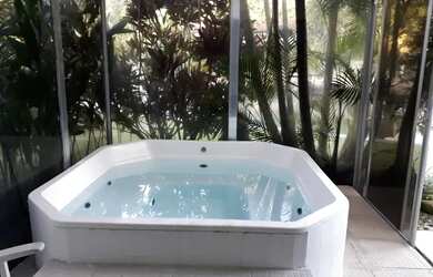 Imagem 8: Casa sobrado de alto padrão à venda no Condomínio PortoGalo em Angra dos Reis - RJ