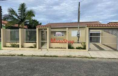 Imagem: A casa possui 2 Dormitórios, 1 Banheiro, 1 Vaga na garagem