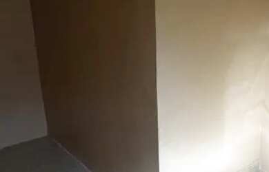 Imagem: A casa possui 2 Dormitórios, 1 Banheiro, 40m² de Área e