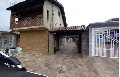 Imagem: A casa possui 2 Dormitórios, 1 Banheiro e 70m² de Área e