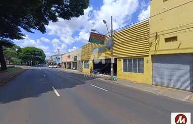 Imagem: O depósito possui 1.070m² de Área e está localizado em