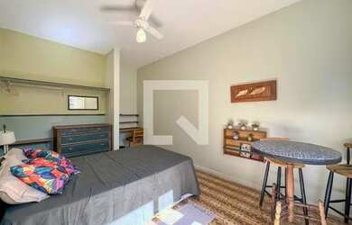 Imagem: A casa possui 1 Dormitório, 1 Banheiro, 95m² de Área e está