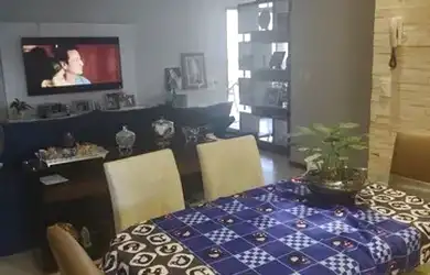 Imagem 3: Apartamento para venda tem 162 metros quadrados com 4 quartos