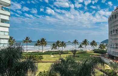 Imagem: O apartamento possui 4 Dormitórios, 5 Banheiros, 3 Vagas na