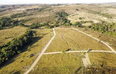Imagem: O terreno e está localizado em Setor de Habitacoes Individuais