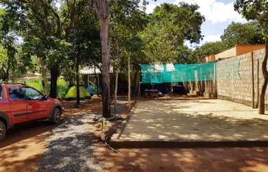 Imagem: A casa possui 1 Dormitório, 1 Banheiro, 5 Vagas na garagem