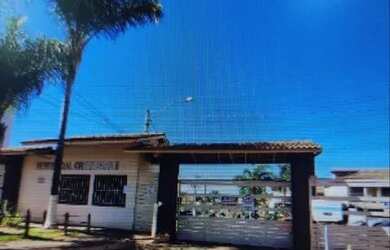 Imagem: A casa em condomínio possui 2 Dormitórios, 1 Banheiro, 2 Vagas