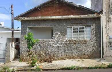 Imagem: A casa à venda possui 2 Dormitórios, 1 Banheiro e 120m² de