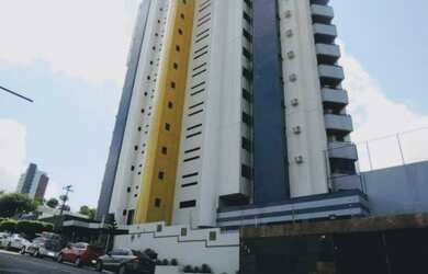 Imagem: O apartamento possui 4 Dormitórios, 5 Banheiros, 3 Vagas na