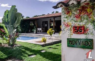 Imagem: A casa em condomínio possui 3 Dormitórios, 3 Banheiros, 1