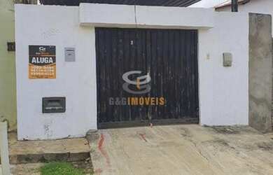 Imagem: A casa possui 2 Dormitórios, 1 Banheiro, 1 Vaga na garagem