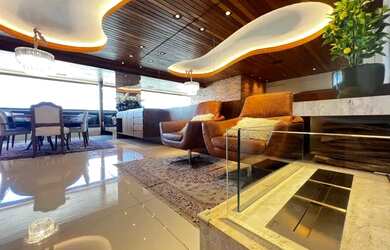 Imagem: O apartamento possui 4 Dormitórios, 5 Banheiros, 3 Vagas na