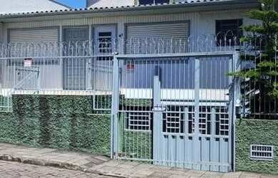 Imagem: A casa possui 2 Dormitórios e está localizado em Pio X, Caxias