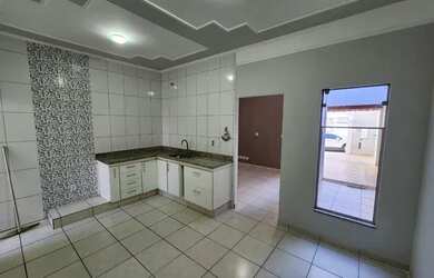 Imagem 3: Casa Polo Clube. Churrasqueira, Área de serviço, 125m² de Áreae2 Vagas...