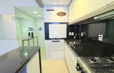 Imagem 4: Apartamento 2 dormitórios 1 suíte mobiliado e decorado com box/vaga...