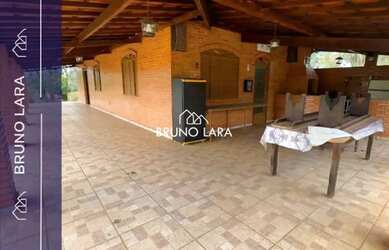 Imagem: A casa em condomínio possui 3 Dormitórios, 1 Banheiro, 5 Vagas