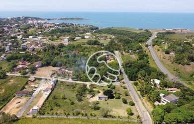 Imagem: O terreno possui 10.350m² de Área e está localizado em Condados