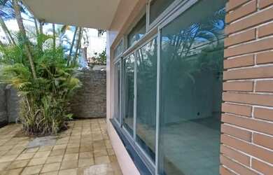 Imagem 2: Casa Comercial no Centro em local nobre para Locação com 3 quartos com suíte