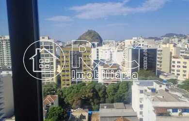 Imagem: O depósito possui 1 Vaga na garagem, 26m² de Área e está