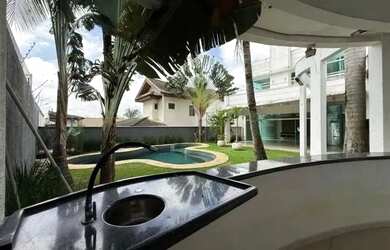 Imagem 3: Sobrado de Alto Padrão, 480m2, 4 súites, 4 vagas, no Jd Aquarius em...