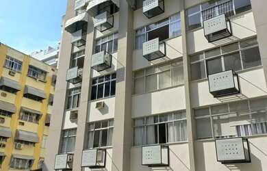 Imagem: O apartamento possui 2 Dormitórios, 2 Banheiros, 75m² de Área