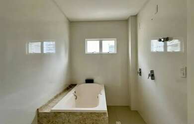 Imagem 6: Apartamento à venda no Meia Praia, Itapema