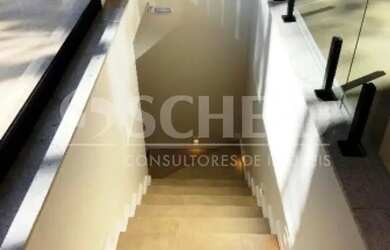 Imagem: A casa em condomínio possui 5 Dormitórios, 5 Banheiros, 4