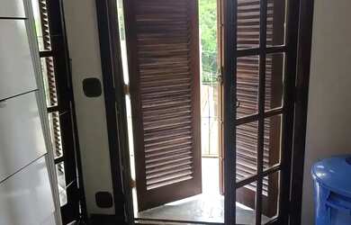 Imagem 5: Casa para venda tem 250 metros quadrados com 4 quartos em Jardim Regina...