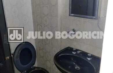 Imagem 4: PREDIO RESIDENCIAL SALA AMPLA 3 QUARTOS SENDO 1 SUÍTE ARMÁRIOSCOZINHA...